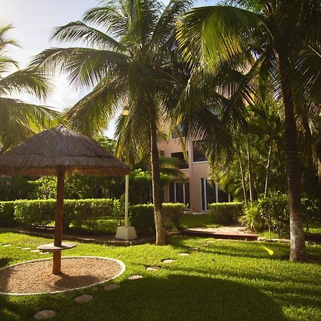 Cozy Loft With Pool, One Block From The Beach! Cancun Bagian luar foto
