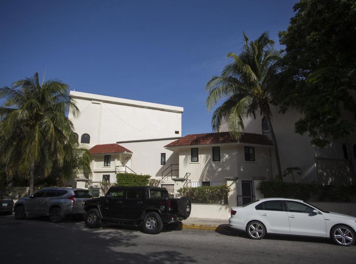 Cozy Loft With Pool, One Block From The Beach! Cancun Bagian luar foto