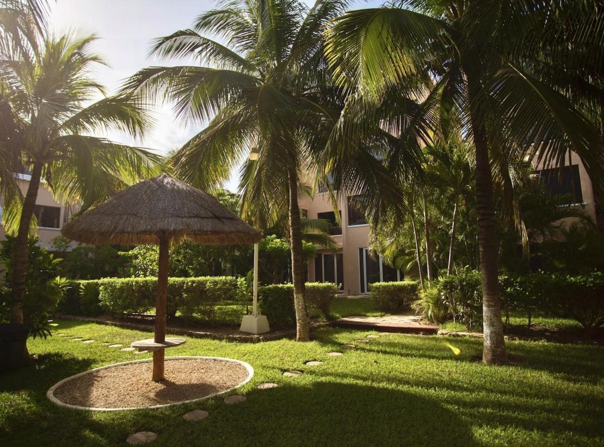 Cozy Loft With Pool, One Block From The Beach! Cancun Bagian luar foto