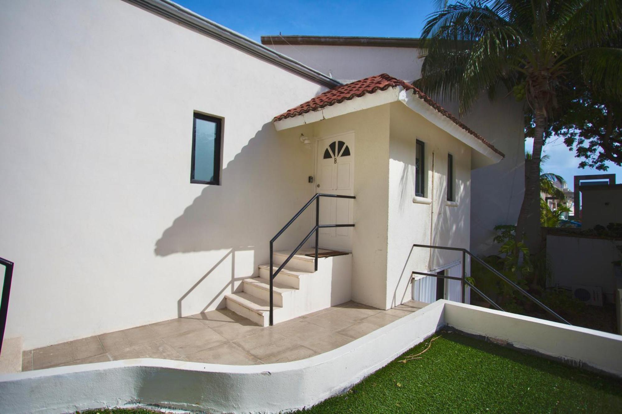 Cozy Loft With Pool, One Block From The Beach! Cancun Bagian luar foto